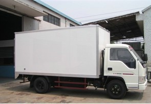轻型货车箱体